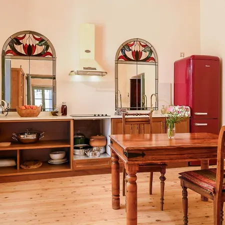 Premium In Historischem Stilaltbau Apartman